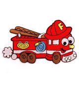Nažehlovačka hasičské auto červené s přilbou